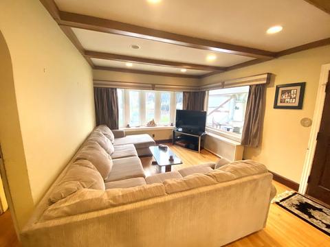 129 Thompson Rd, Webster, MA 01570 photo 10