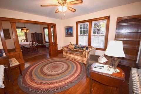 54 Watson St, Chicopee, MA 01020 photo 3