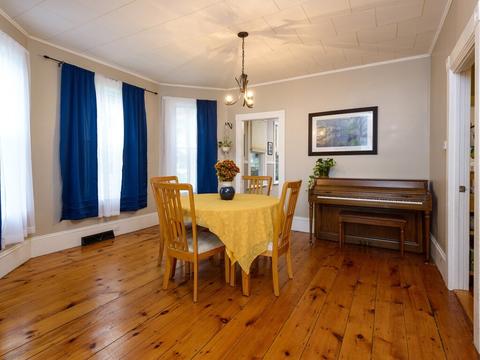 35 June St, Worcester, MA 01602 photo 8