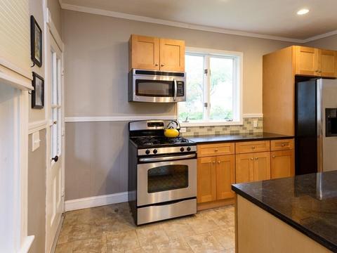 35 June St, Worcester, MA 01602 photo 11