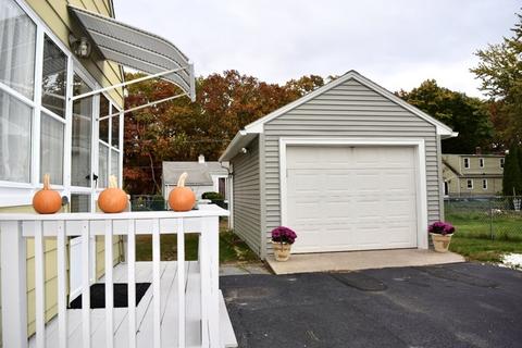 85 Duggan Cir, Springfield, MA 01119 photo 6