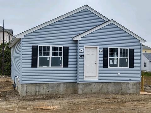 349 County St, Fall River, MA 02723 photo 1