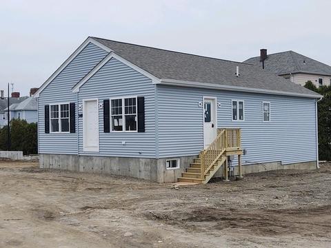 349 County St, Fall River, MA 02723 photo 3