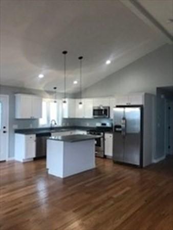 349 County St, Fall River, MA 02723 photo 5