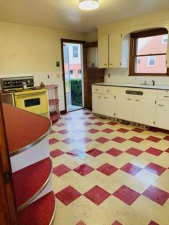 77 Bemis, Chicopee, MA 01020 photo 12