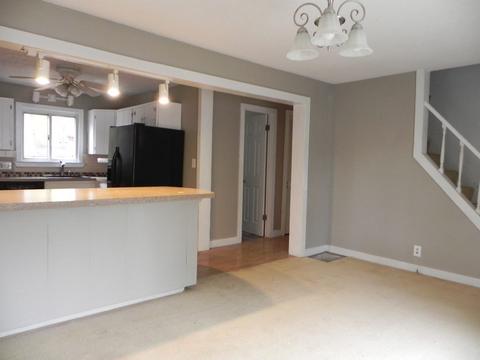 30 Arden St, Springfield, MA 01118 photo 10