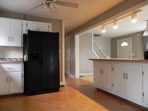 30 Arden St, Springfield, MA 01118 photo 5