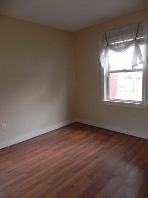 30 Arden St, Springfield, MA 01118 photo 13