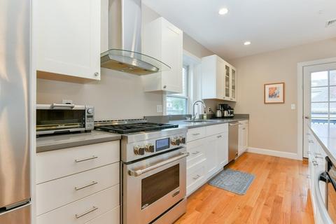 97 Fuller St #2, Brookline, MA 02446 photo 9