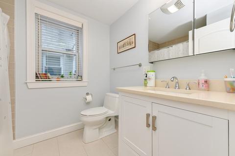 97 Fuller St #2, Brookline, MA 02446 photo 24