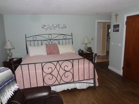 51 Pulaski St, Springfield, MA 01151 photo 10