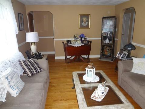 51 Pulaski St, Springfield, MA 01151 photo 8