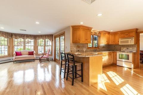 8 Chapel Rd, Danvers, MA 01923 photo 5