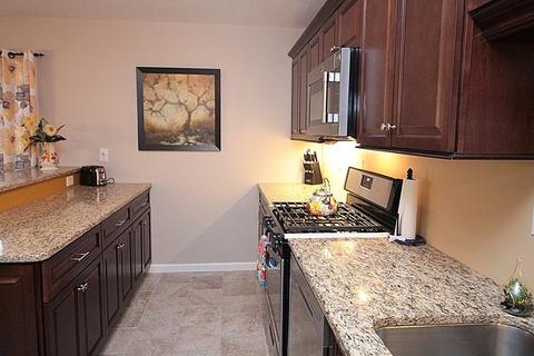 104 Johnson Rd #1201, Chicopee, MA 01022 photo 10