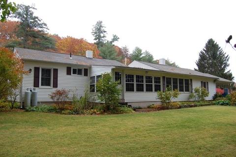 656 Main St, Warren, MA 01083 photo 2