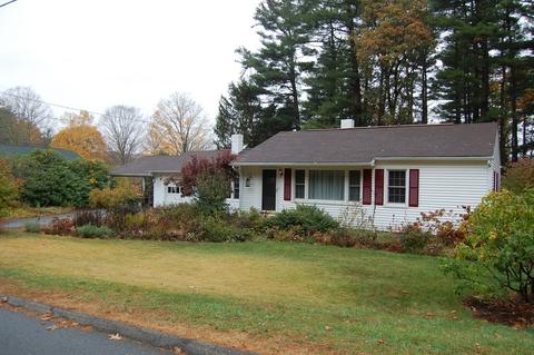 656 Main St, Warren, MA 01083 photo 1