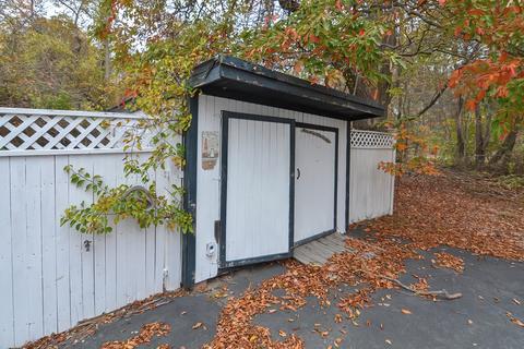 820 Wilson Rd, Fall River, MA 02720 photo 9