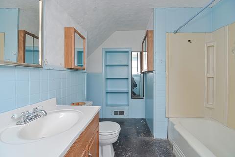 820 Wilson Rd, Fall River, MA 02720 photo 20