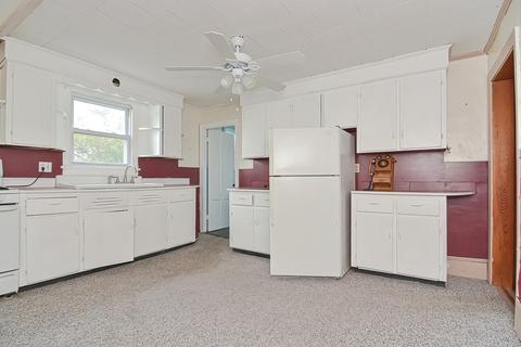 820 Wilson Rd, Fall River, MA 02720 photo 22