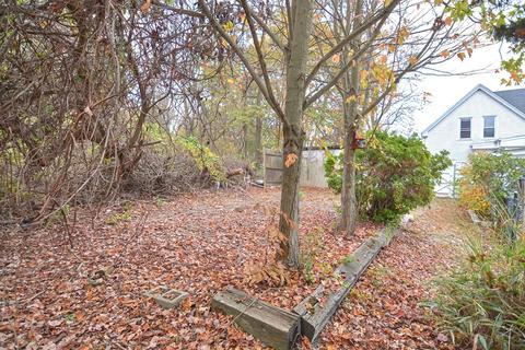 820 Wilson Rd, Fall River, MA 02720 photo 10