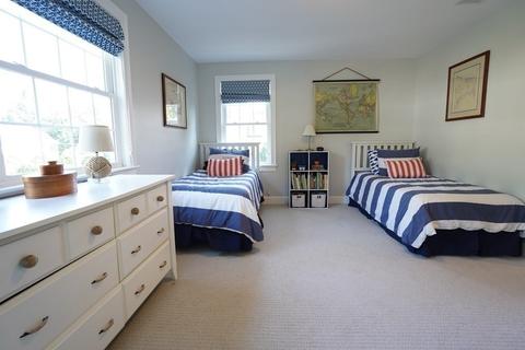 10 Durant Rd, Wellesley, MA 02482 photo 12