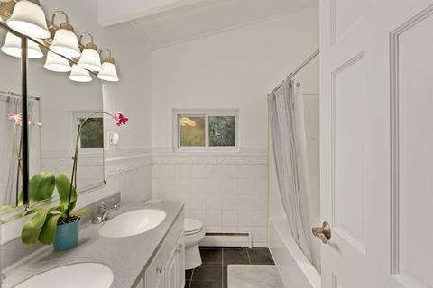 43 Walnut St, Millis, MA 02054 photo 18
