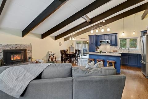 43 Walnut St, Millis, MA 02054 photo 6