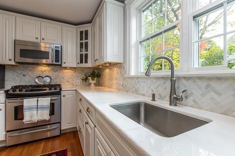 22 Artwill St, Milton, MA 02186 photo 8