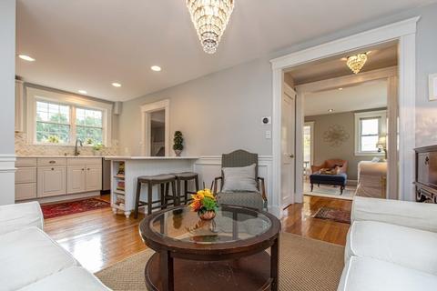 22 Artwill St, Milton, MA 02186 photo 11