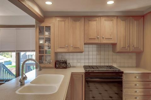 2 Fletcher St, Maynard, MA 01754 photo 3