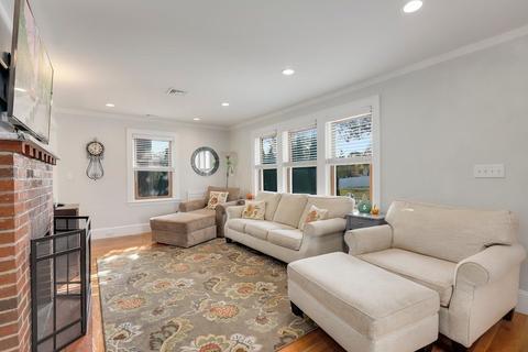 245 William St, Stoneham, MA 02180 photo 6