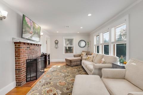 245 William St, Stoneham, MA 02180 photo 5