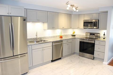 34 Margin St #B, Lynn, MA 01905 photo 2