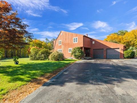 15 Dewitt Rd, Sutton, MA 01590 photo 1