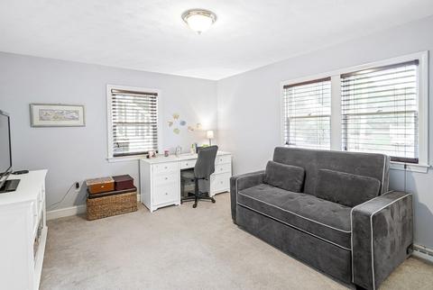 61 Forest St, Stoneham, MA 02180 photo 12