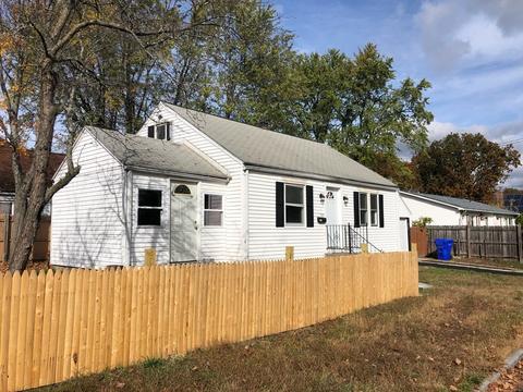108 Silas St, Springfield, MA 01109 photo 2