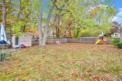 131 Gardens Dr, Springfield, MA 01119 photo 5