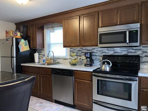 154 Mayflower Rd, Springfield, MA 01118 photo 3
