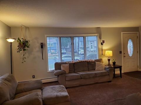 184 Senator St, Springfield, MA 01129 photo 10