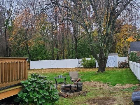 184 Senator St, Springfield, MA 01129 photo 2