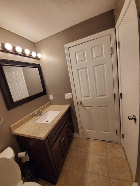 184 Senator St, Springfield, MA 01129 photo 18
