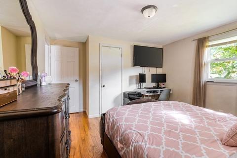 22 Pecousic St, Springfield, MA 01108 photo 12