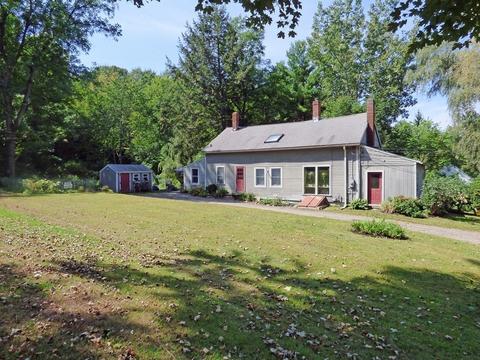 54 Maple St, Conway, MA 01341 photo 1