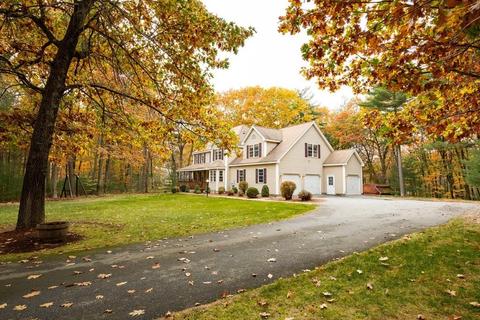 48 Easter Brook Rd, Lunenburg, MA 01462 photo 3