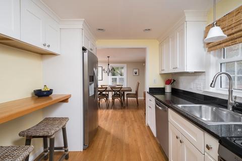 49 Hobart St, Hingham, MA 02043 photo 10