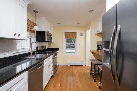 49 Hobart St, Hingham, MA 02043 photo 9