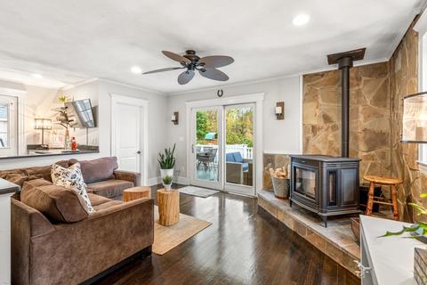 17 Smith Ave, Reading, MA 01867 photo 13