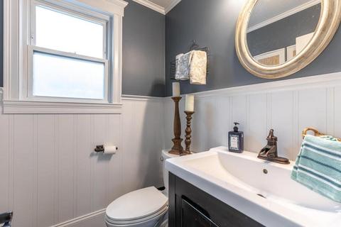 17 Smith Ave, Reading, MA 01867 photo 16