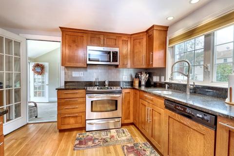 23 Beech St, Dedham, MA 02026 photo 8
