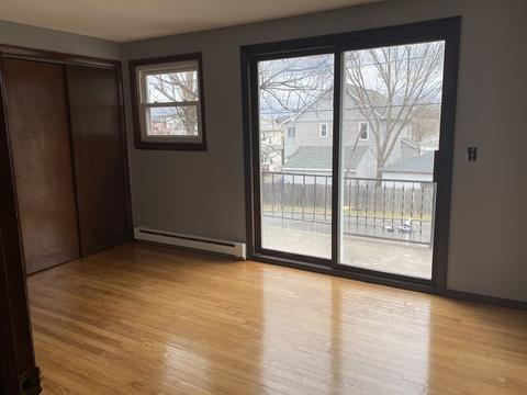 22 Montgomery St, Springfield, MA 01151 photo 4